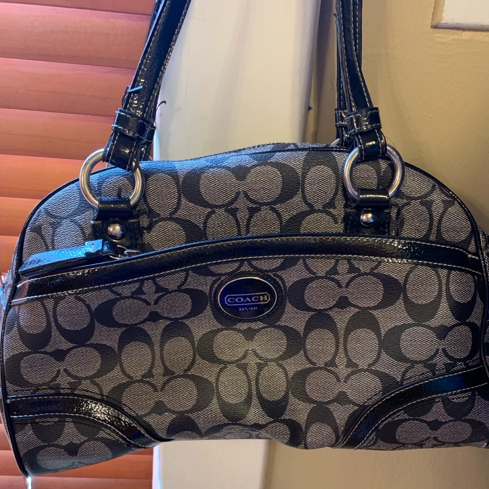 Coach shoulder bag